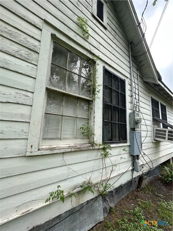 1511 E Constitution St, Victoria, TX 77901 - view of side of property