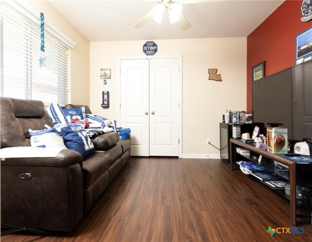 319 Silverado Trl, Victoria, TX 77901 - living area with ceiling fan, wood finished floors, and baseboards