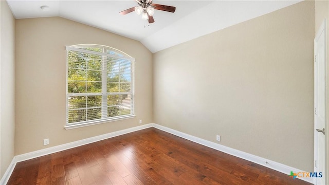 322 Wauford Way, New Braunfels, TX 78132 - spare room featuring ceiling fan, lofted ceiling, dark wood-style flooring, and baseboards