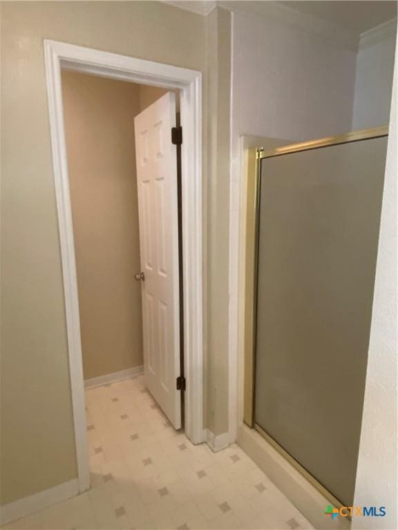 505 Sun Meadows Dr, Harker Heights, TX 76548 - full bath featuring crown molding, tile patterned floors, a shower stall, and baseboards