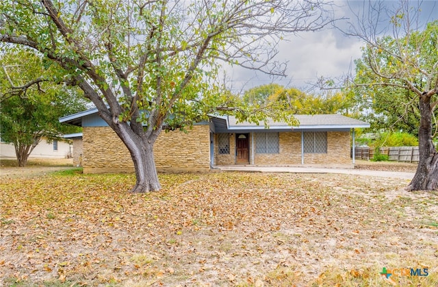 view of front of house featuring a patio area