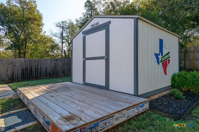 view of outbuilding