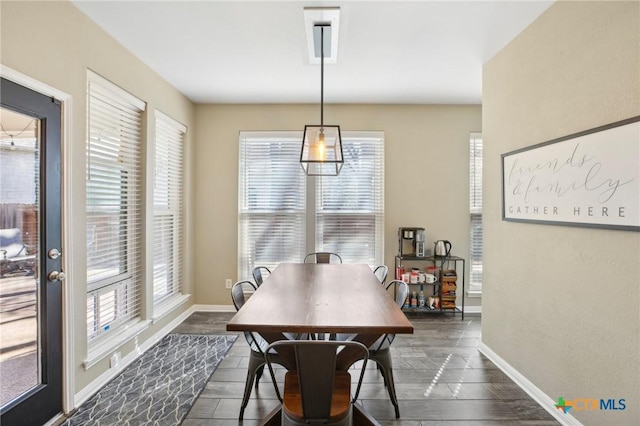 2604 Whitehurst Dr, Round Rock, TX 78681 - dining space with baseboards