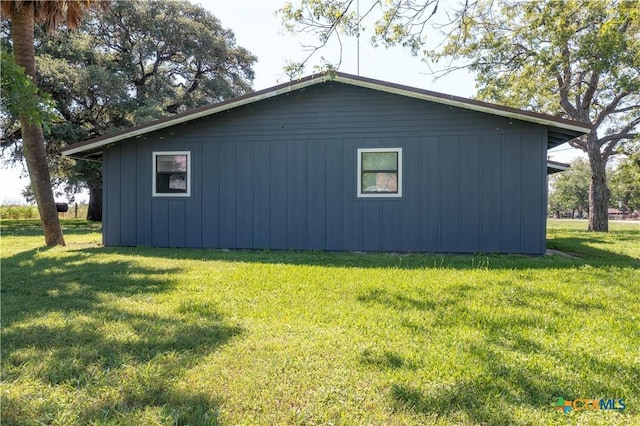 7260 Fm 531, Hallettsville, TX 77964 - view of side of home with a yard