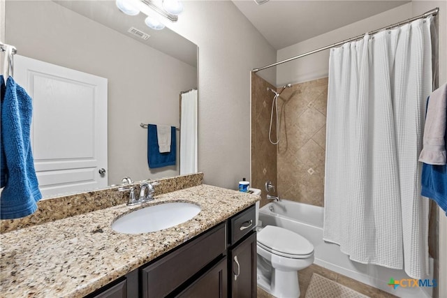 full bath featuring toilet, shower / bathtub combination with curtain, visible vents, and vanity