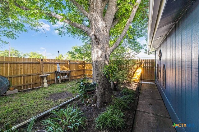 409 W Clark St, Bartlett, TX 76511 - photo 20