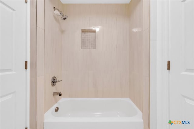 bathroom featuring shower / tub combination