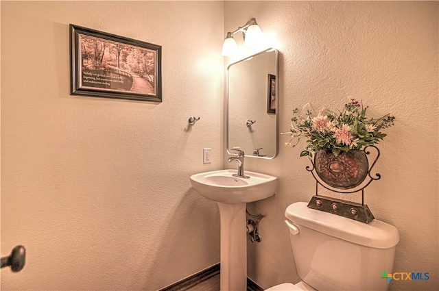 2702 Olympia Dr, Temple, TX 76502 - bathroom with toilet