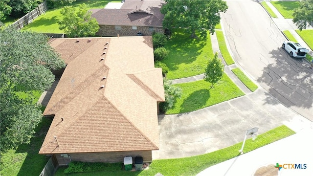 107 Hampton Ct, Victoria, TX 77904 - aerial view of property and surrounding area