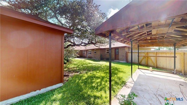 107 Hampton Ct, Victoria, TX 77904 - view of yard