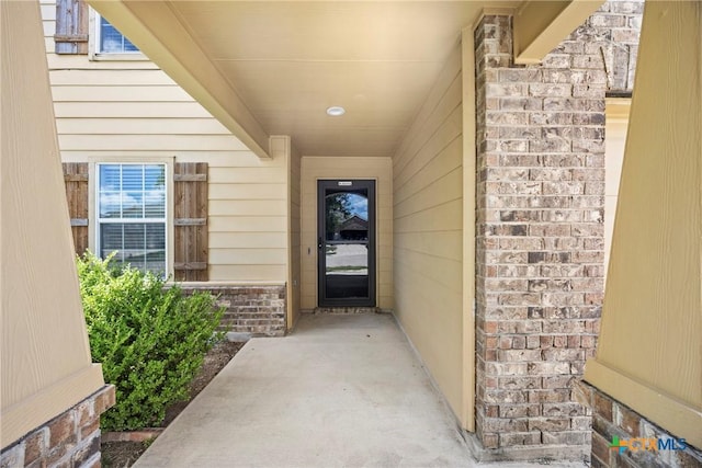 306 W Gemini Ln, Killeen, TX 76542 - entrance to property with brick siding