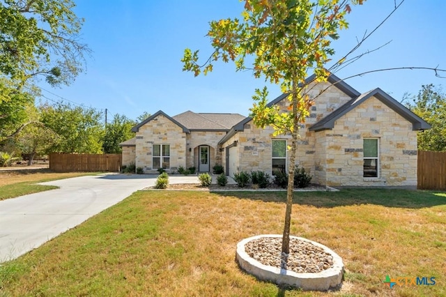 503 E 2nd St, Elgin, TX 78621 - photo 2