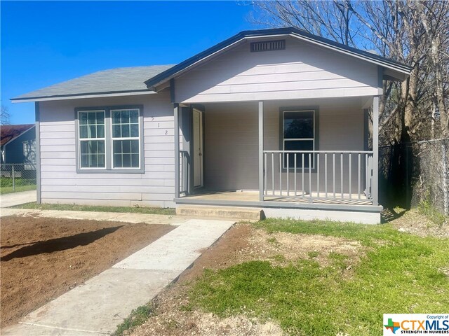 view of front of property with covered porch