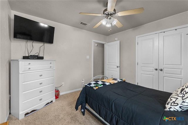 820 Thomas St, Copperas Cove, TX 76522 - bedroom featuring carpet, baseboards, a closet, and ceiling fan