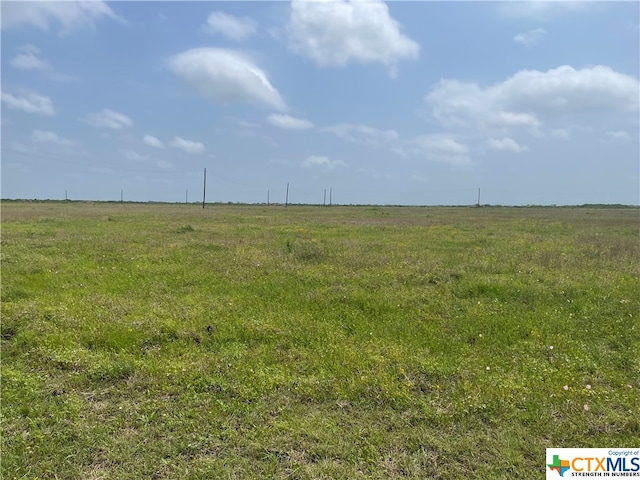 Listing photo 2 for 7 Bay Point Dr, Port Lavaca TX 77979