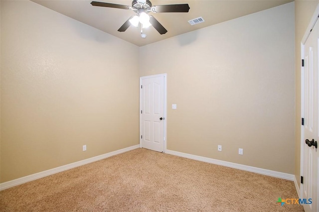 2601 Techny Dr, Harker Heights, TX 76548 - empty room featuring light carpet, a ceiling fan, and vaulted ceiling