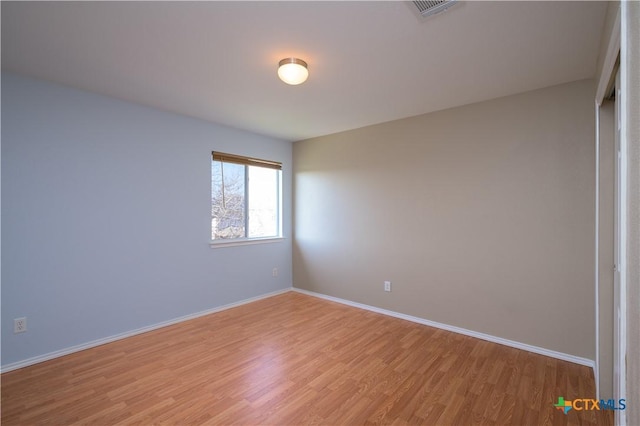 2109 Vernice Dr, Copperas Cove, TX 76522 - empty room with light wood-type flooring, baseboards, and visible vents