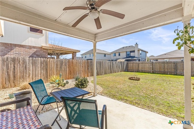 view of patio / terrace featuring a fenced backyard and ceiling fan