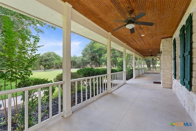 11740 Stinnett Mill Rd, Salado, TX 76571 - covered porch featuring a ceiling fan