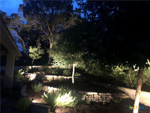 750 Mission Hts, New Braunfels, TX 78130 - view of yard