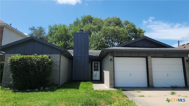413 Stone Gate Dr, Victoria, TX 77904 - photo 1