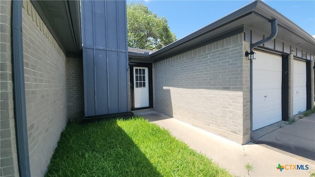 413 Stone Gate Dr, Victoria, TX 77904 - photo 2