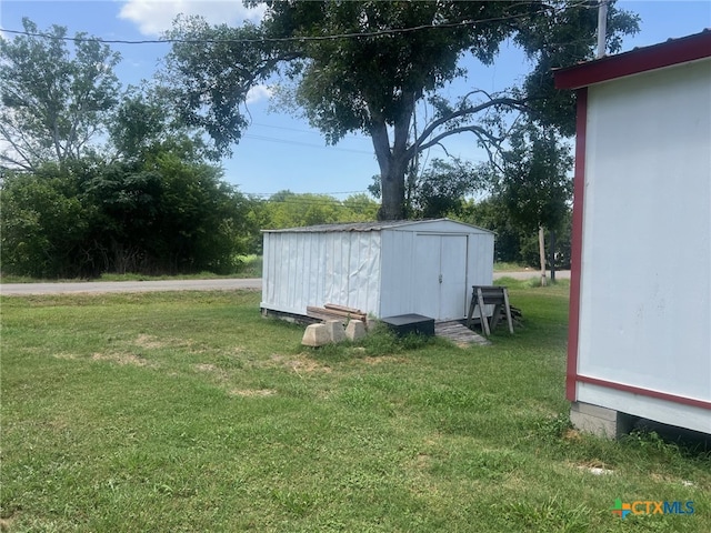 906 4th St, Edna, TX 77957 - photo 2