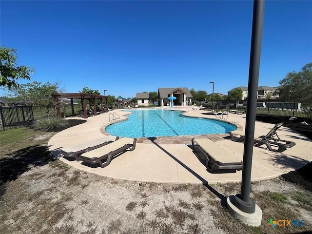 2092 Brandywine Dr, New Braunfels, TX 78130 - community pool featuring a patio and fence