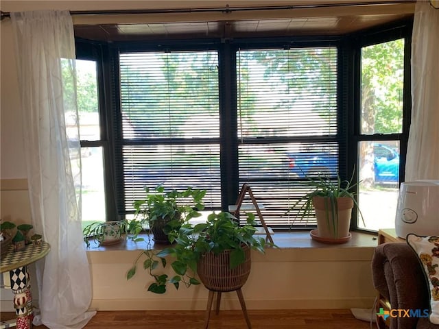 1101 S 17th St, Copperas Cove, TX 76522 - detailed view of wood finished floors