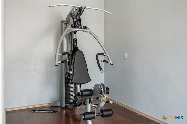 2105 Town Centre Dr Unit 42, Round Rock, TX 78664 - exercise area with baseboards