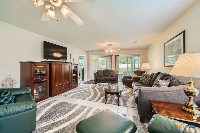 527 Salt Creek Ln, Georgetown, TX 78633 - photo 4