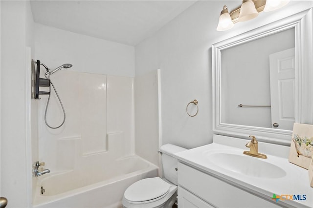 409 E Empresario St, Refugio, TX 78377 - full bath with shower / bath combination, vanity, and toilet