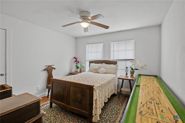 409 E Empresario St, Refugio, TX 78377 - bedroom featuring a ceiling fan