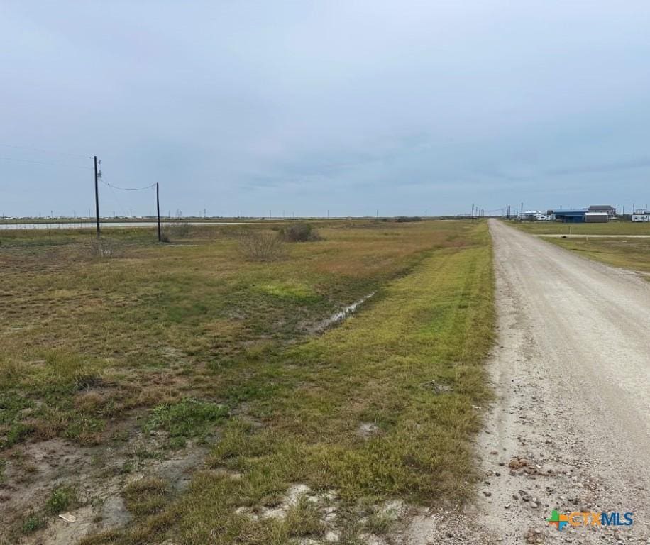 407 Ladyfish Rd, Palacios, TX 77465 - photo 3