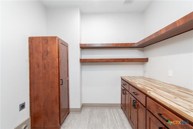 6864 Moffat Loop, Temple, TX 76502 - view of walk in closet