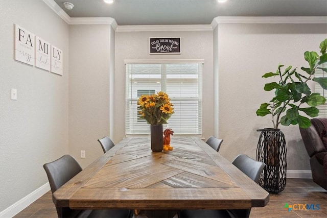 1606 Fiddle Wood Way, Temple, TX 76502 - dining room featuring crown molding, baseboards, and wood finished floors
