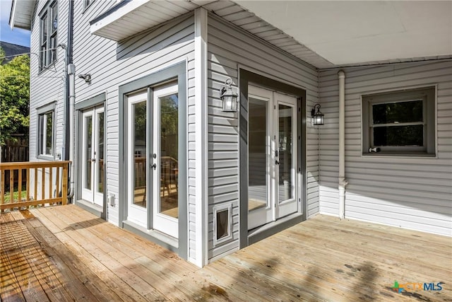 610 N 7th St, Temple, TX 76501 - deck featuring french doors
