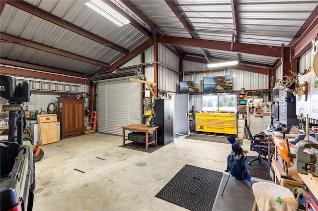 1600 Cattlemens Row, Lockhart, TX 78644 - garage with a workshop area