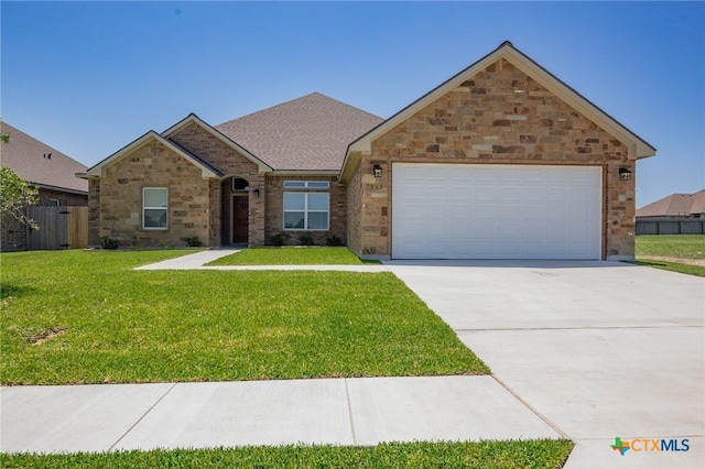309 Silver Lk, Victoria, TX 77904 - photo 2