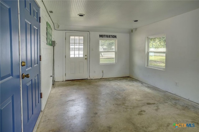 1322 N Ave F Ave, Shiner, TX 77984 - entrance foyer featuring unfinished concrete flooring and plenty of natural light