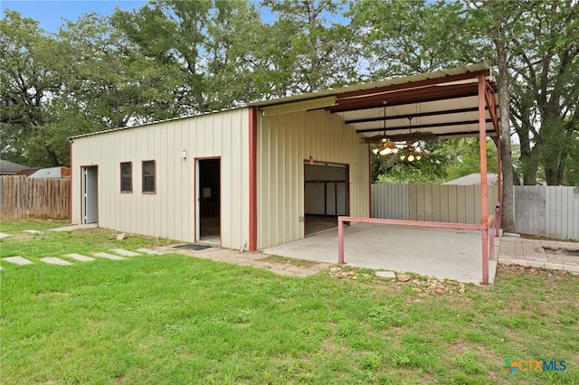 503 Pine St, Smithville, TX 78957 - view of outdoor structure