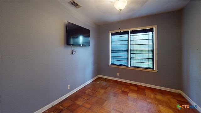 4610 Camellia St, Victoria, TX 77904 - spare room featuring baseboards