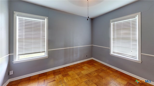 4610 Camellia St, Victoria, TX 77904 - unfurnished room featuring baseboards