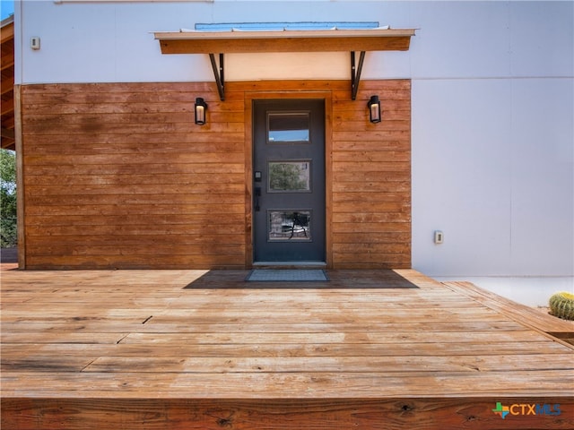 view of exterior entry
