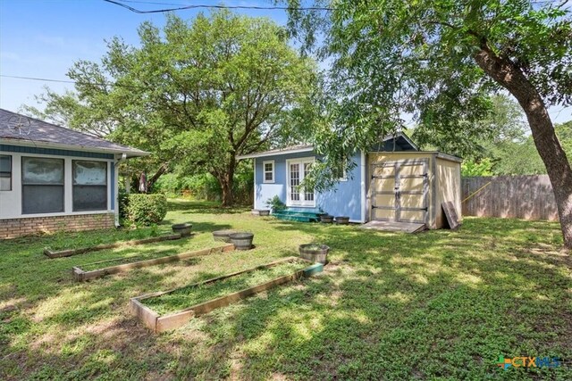 910 Mill Creek Dr, Salado, TX 76571 - view of yard with an outdoor structure