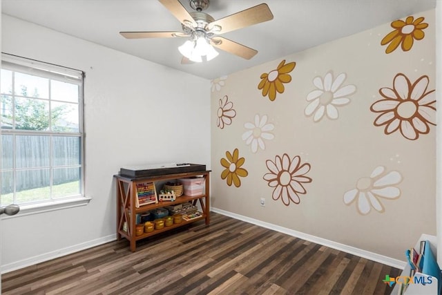 2903 Tucson Dr, Killeen, TX 76543 - misc room with wood finished floors, plenty of natural light, and baseboards