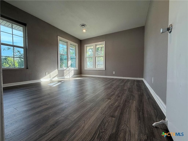 302 Smith St, Gonzales, TX 78629 - photo 18