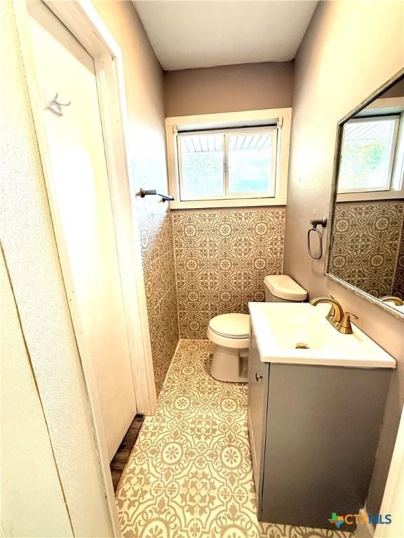 302 Smith St, Gonzales, TX 78629 - photo 15