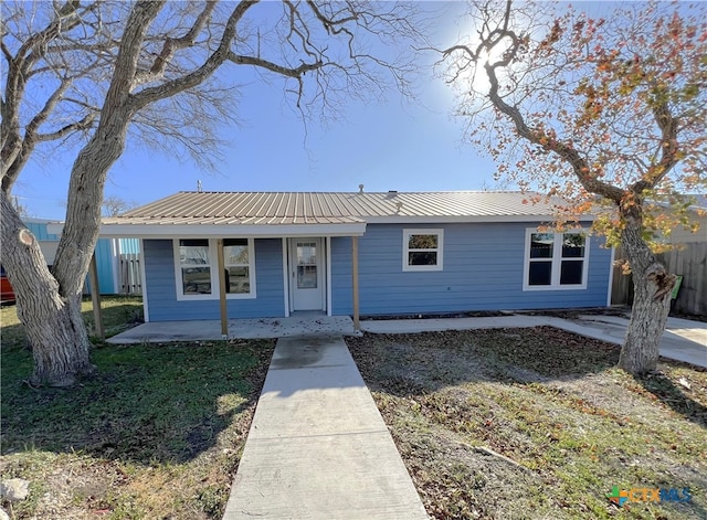 view of front of home