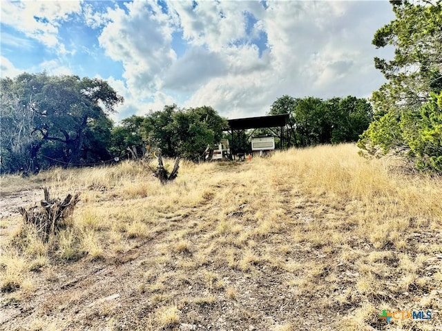 580 Yellowstone Ln, Hunt, TX 78024 - photo 2